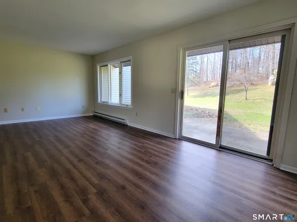 $170,500 | 14 Sycamore Drive, Unit D, Mansfield, CT 06268