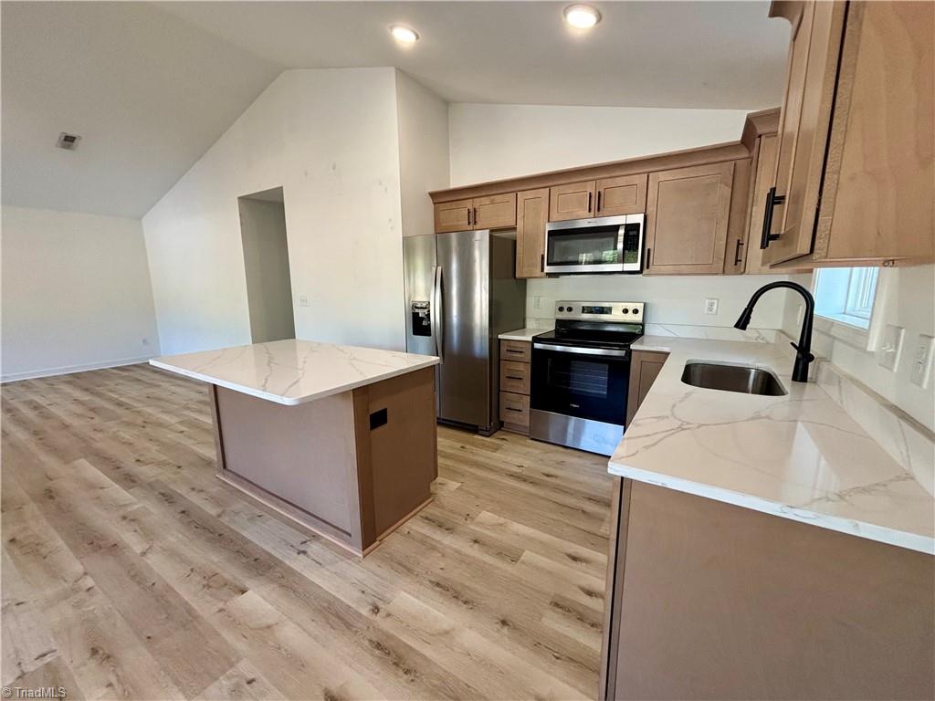 2429 Burton Road Thomasville, NC 27360 - Photo 5 of 13