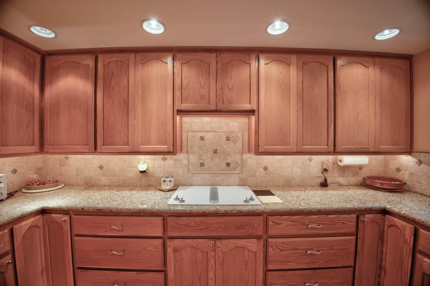 64548 Joe Neil Road Bend, OR 97701 - Photo 11 of 50 Oak Cabinets