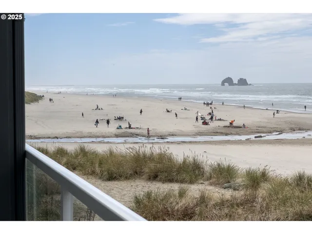 $625,000 | 168 North Pacific Street, Rockaway Beach, OR 97136