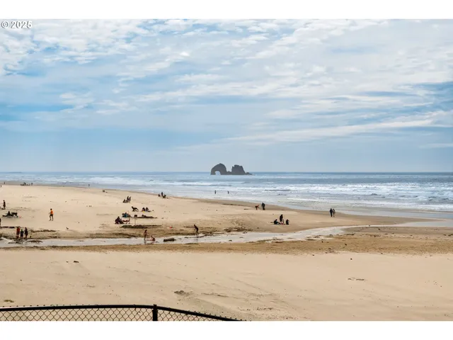$625,000 | 168 North Pacific Street, Rockaway Beach, OR 97136