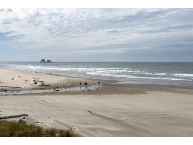 $625,000 | 168 North Pacific Street, Rockaway Beach, OR 97136