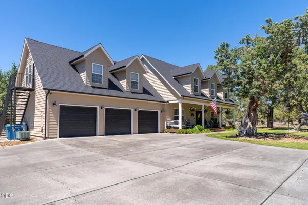 $1,550,000 | 1433 Northwest 77th Street, Redmond, OR 97756
