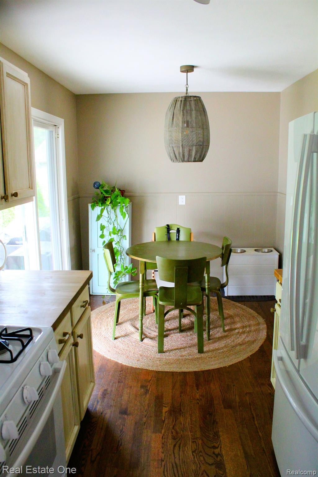 425 Hill Street Rochester, MI 48307 - Photo 10 of 21 Gallery Image 10