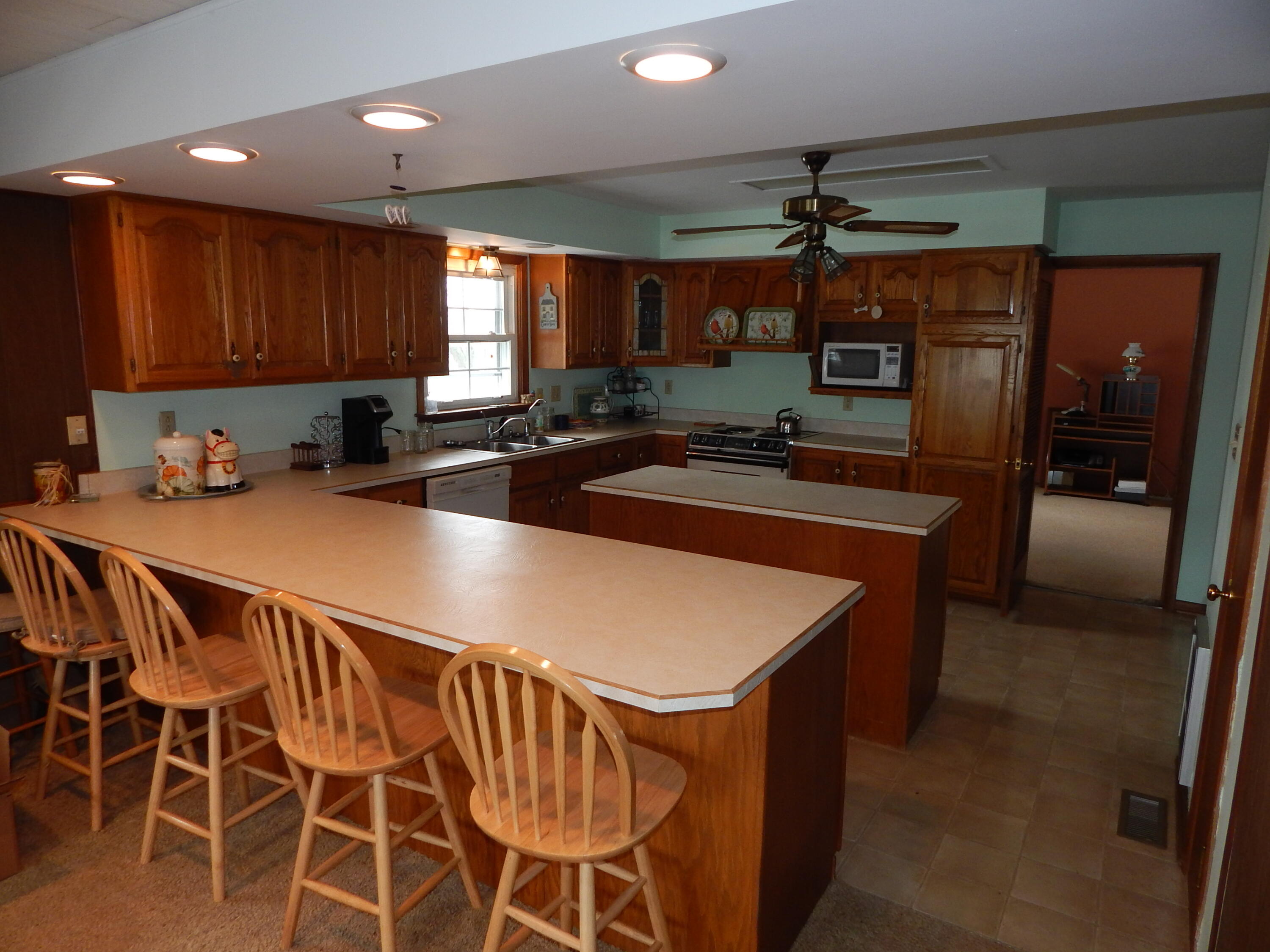 1702 South Dugan Road Urbana, OH 43078 - Photo 5 of 47