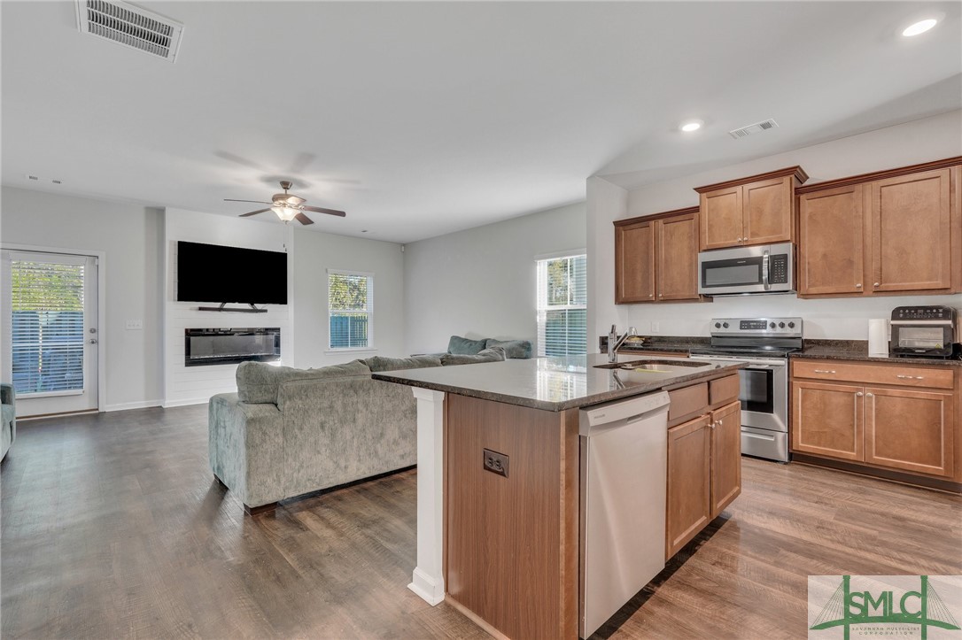 118 Vale Loop Savannah, GA 31405 - Photo 12 of 38