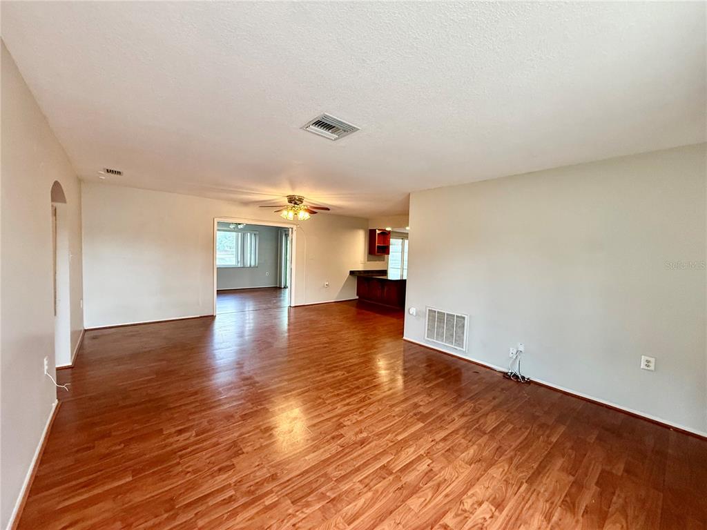 7607 Vienna Lane Port Richey, FL 34668 - Photo 5 of 44