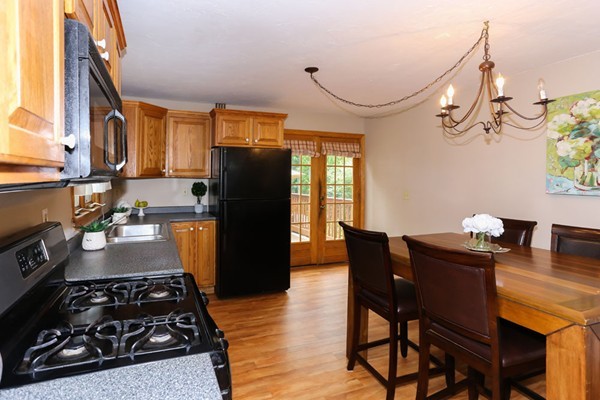 8 Edmands Road North Andover, MA 01845 - Photo 3 of 30 Gallery Image 3