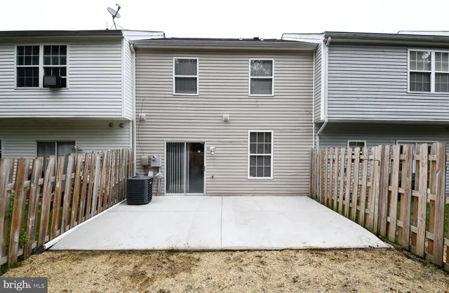 $2,045 | 10914 Coreys Way, Fredericksburg, VA 22408