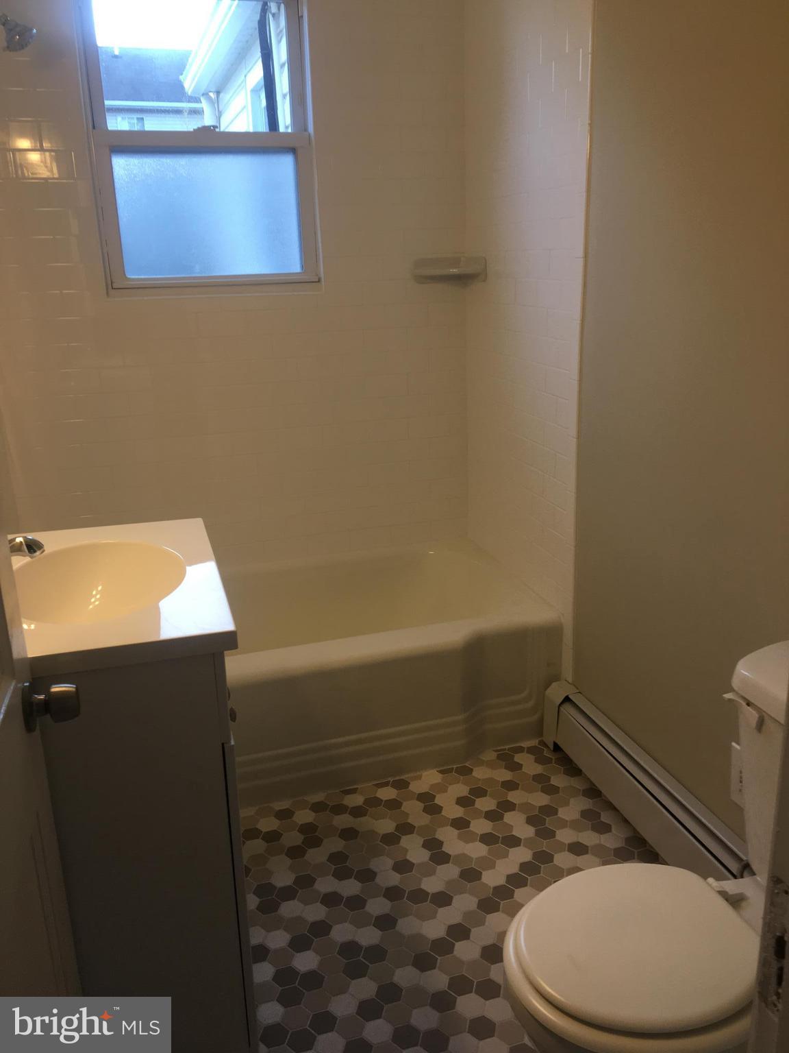 8460 Rugby Road Pasadena, MD 21122 - Photo 11 of 29 Bath