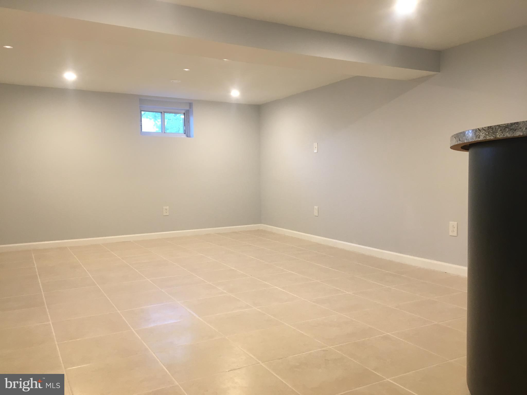 8460 Rugby Road Pasadena, MD 21122 - Photo 19 of 29 Rec Room