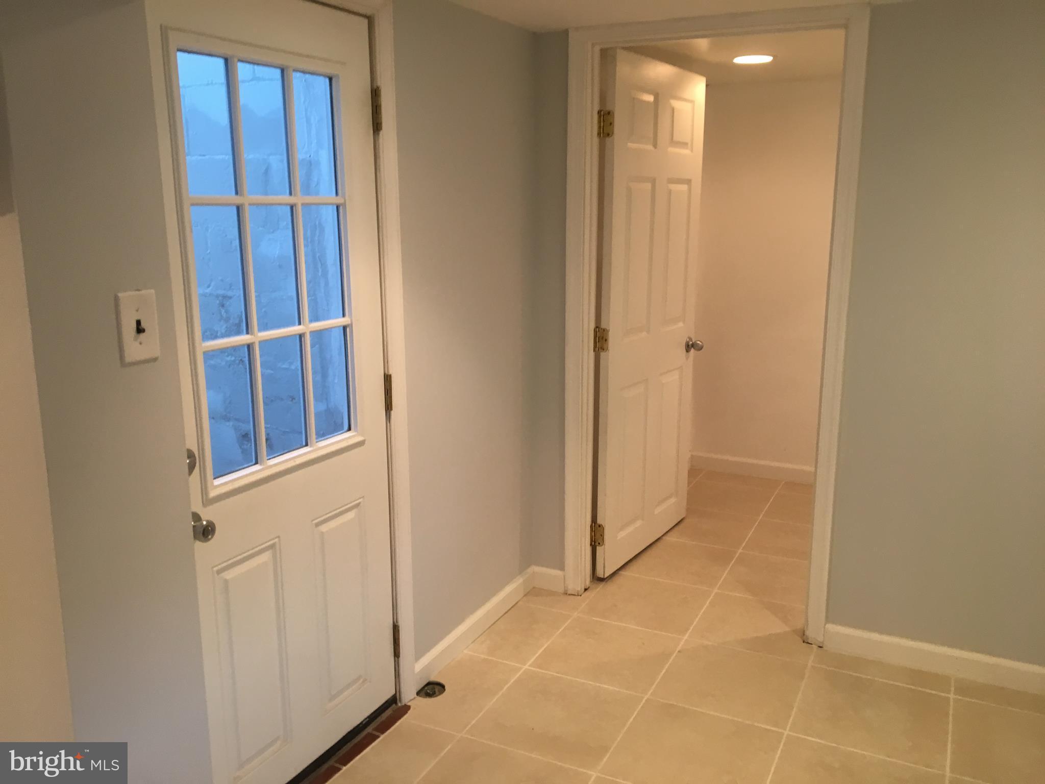 8460 Rugby Road Pasadena, MD 21122 - Photo 22 of 29 Outside entrance