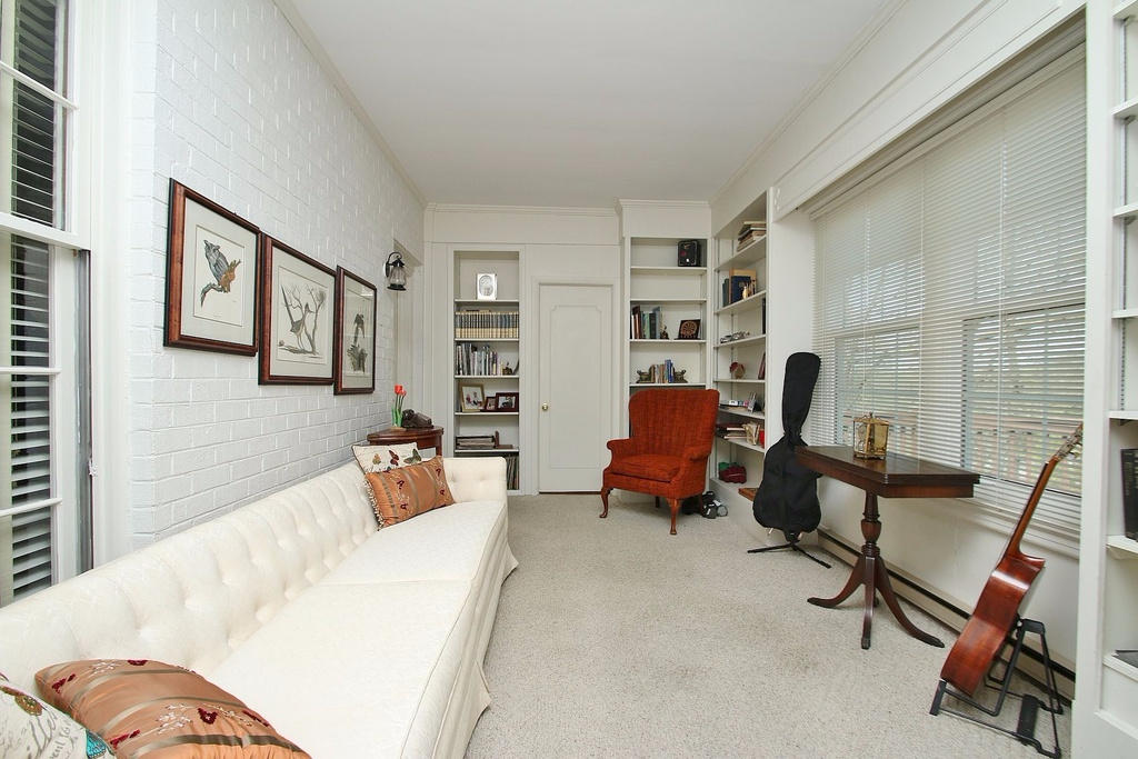 2242 Mt Vernon Road Southwest Roanoke, VA 24015 - Photo 11 of 41 ISh3uk0awlpu840000000000