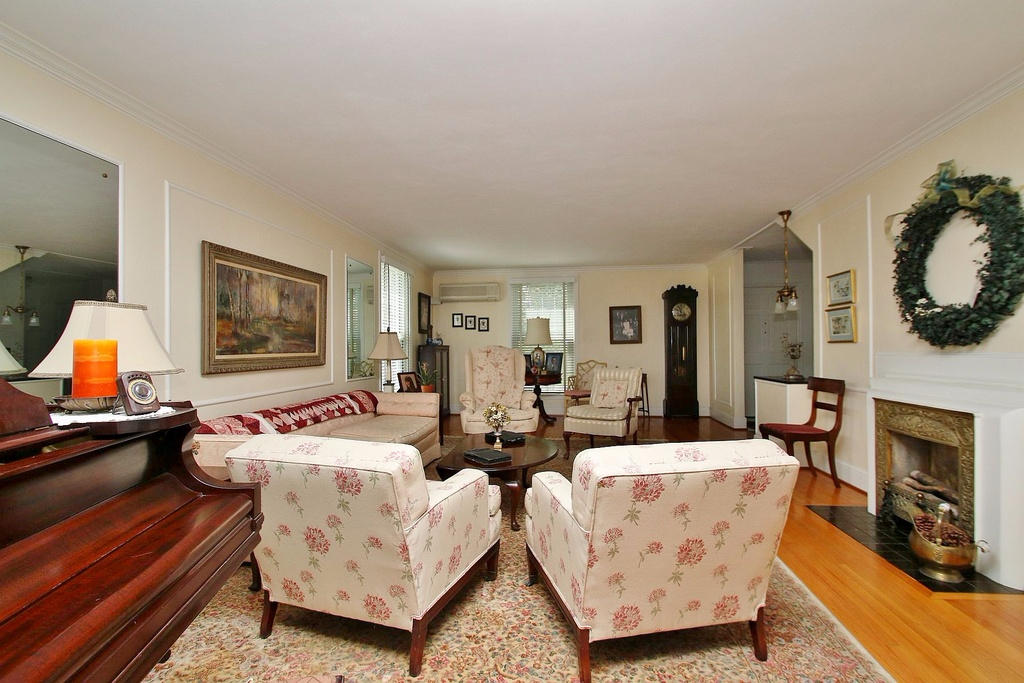 2242 Mt Vernon Road Southwest Roanoke, VA 24015 - Photo 3 of 41 IS9doo4u3qxwkj1000000000