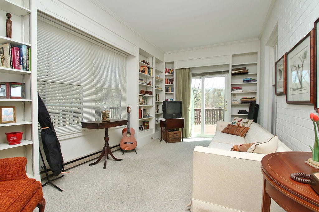 2242 Mt Vernon Road Southwest Roanoke, VA 24015 - Photo 10 of 41 IS1rpwzwn590940000000000