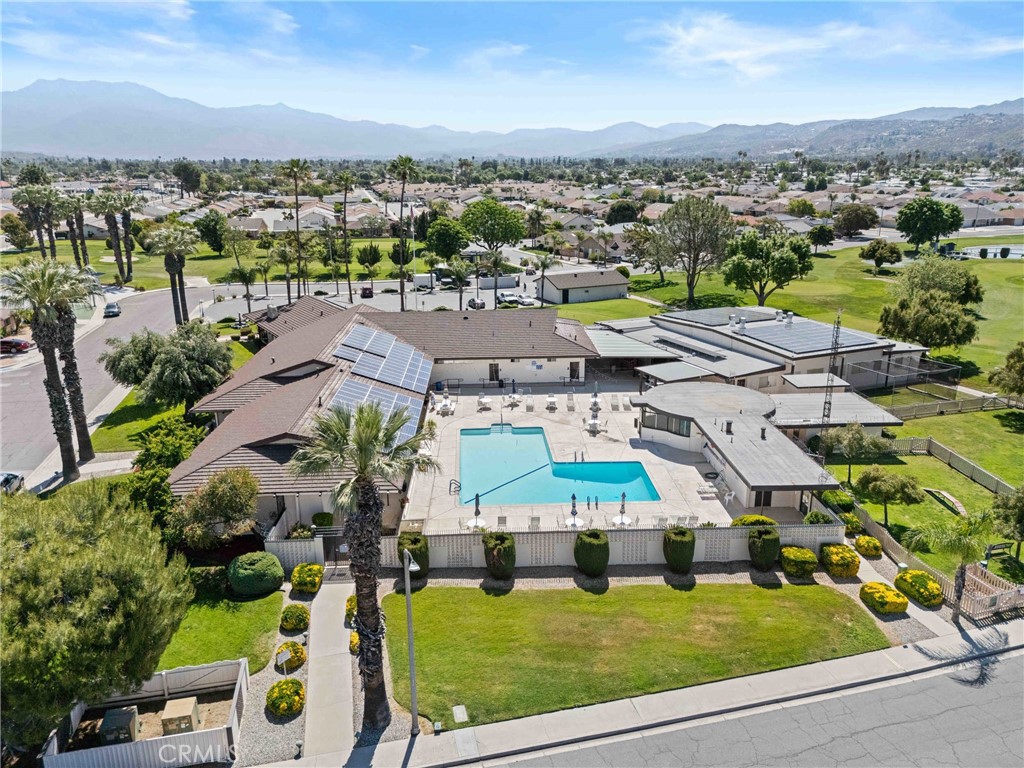 541 Shasta Way Hemet, CA 92543 - Photo 26 of 34 an aerial view of a house with a garden