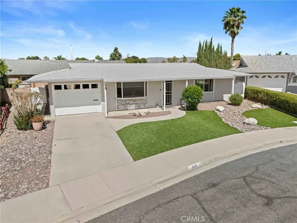 $255,000 | 541 Shasta Way, Hemet, CA 92543