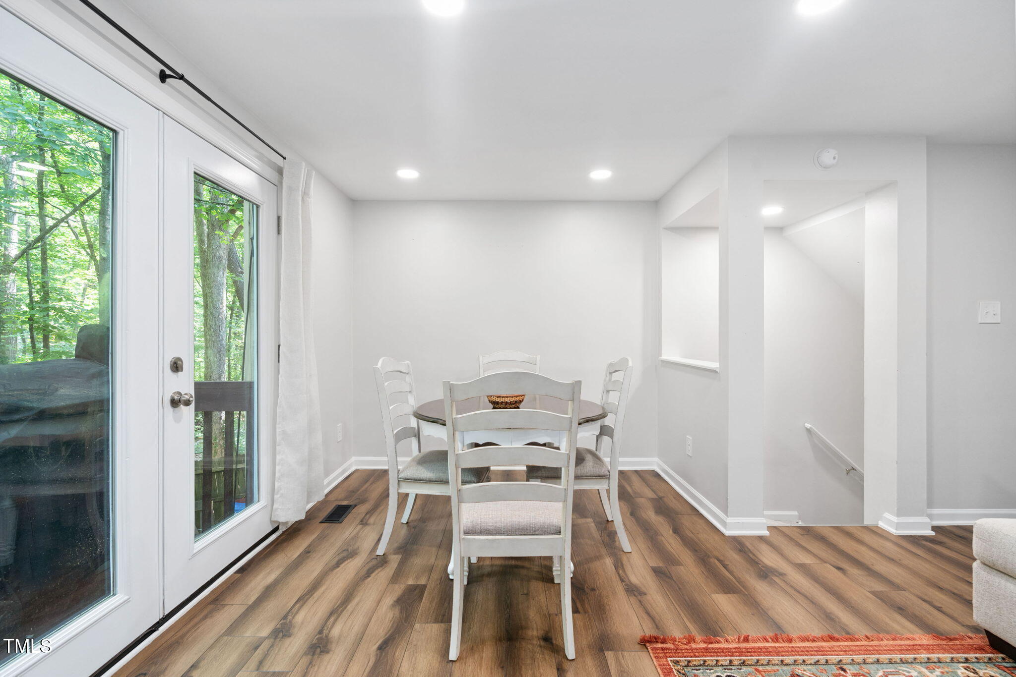 7286 Shellburne Drive Raleigh, NC 27612 - Photo 6 of 36 a very nice looking room with a large window