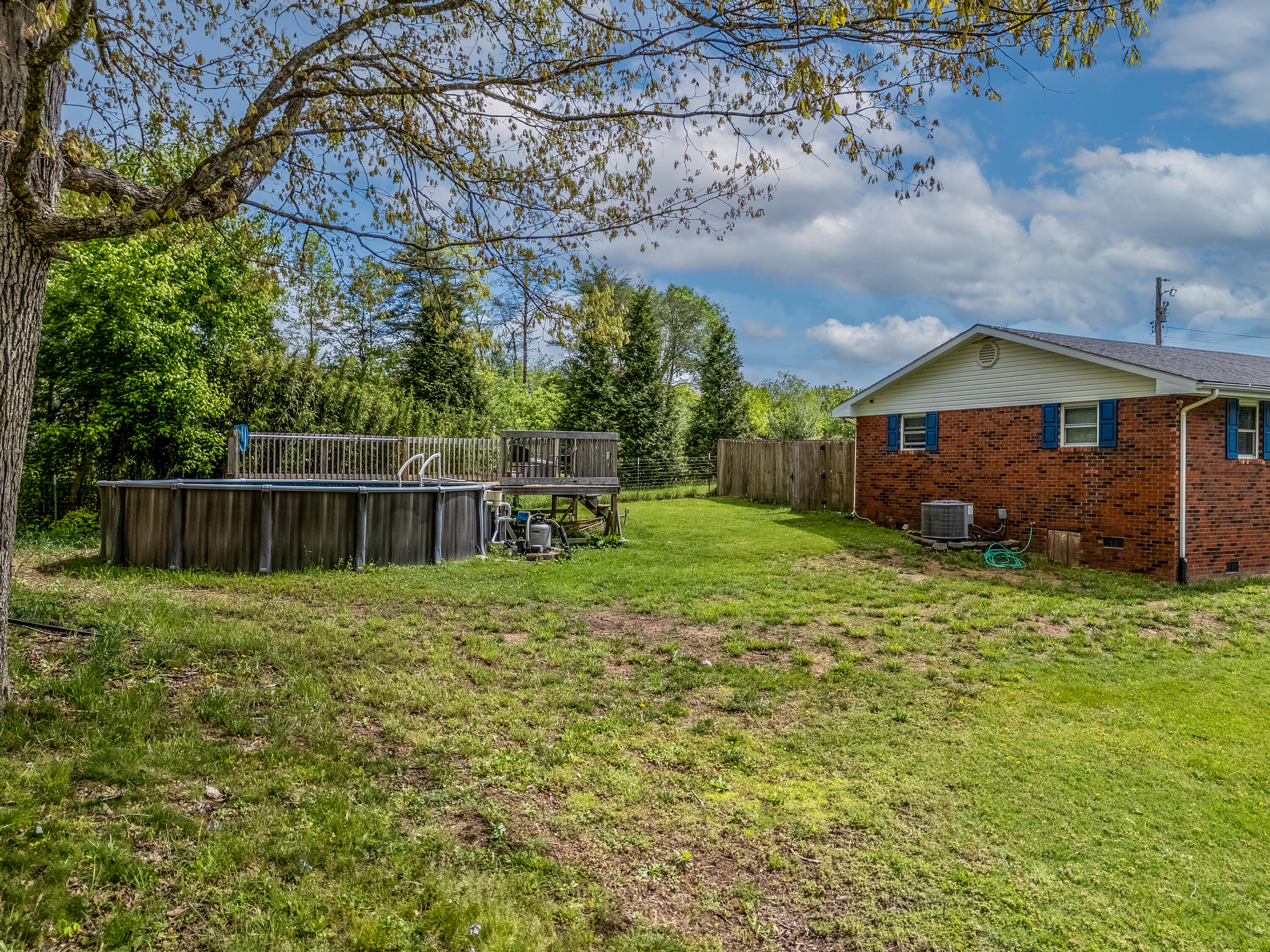 970 Trumbo Road Morehead, KY 40351 - Photo 34 of 37 Front Left of House from Pool