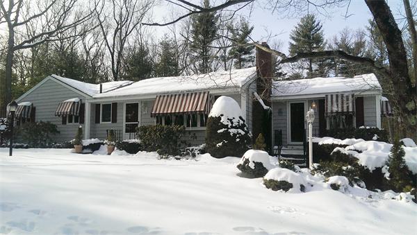 61 Chapman Road Tewksbury, MA 01876 - Photo 1 of 12 Gallery Image 1