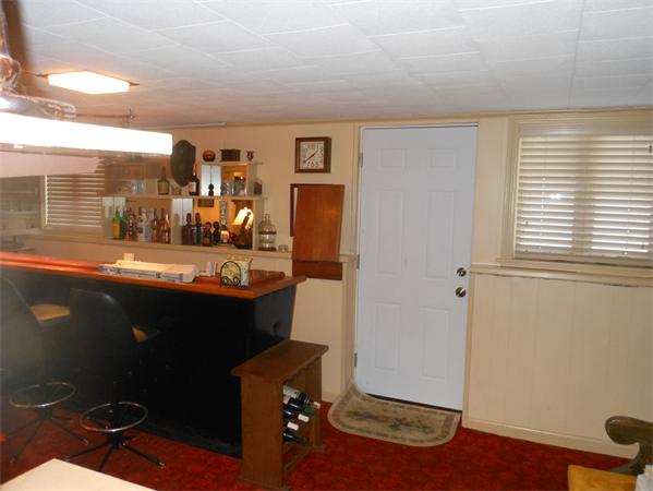 61 Chapman Road Tewksbury, MA 01876 - Photo 12 of 12 Gallery Image 12