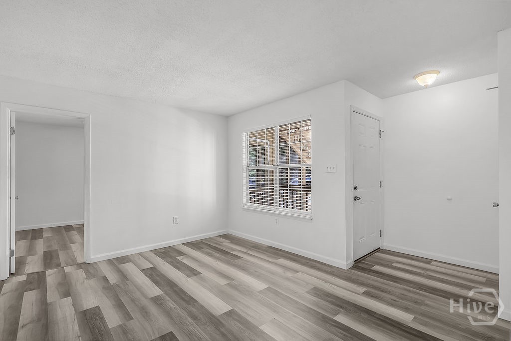 401 North Cromwell Road, Unit T1 Savannah, GA 31410 - Photo 7 of 36