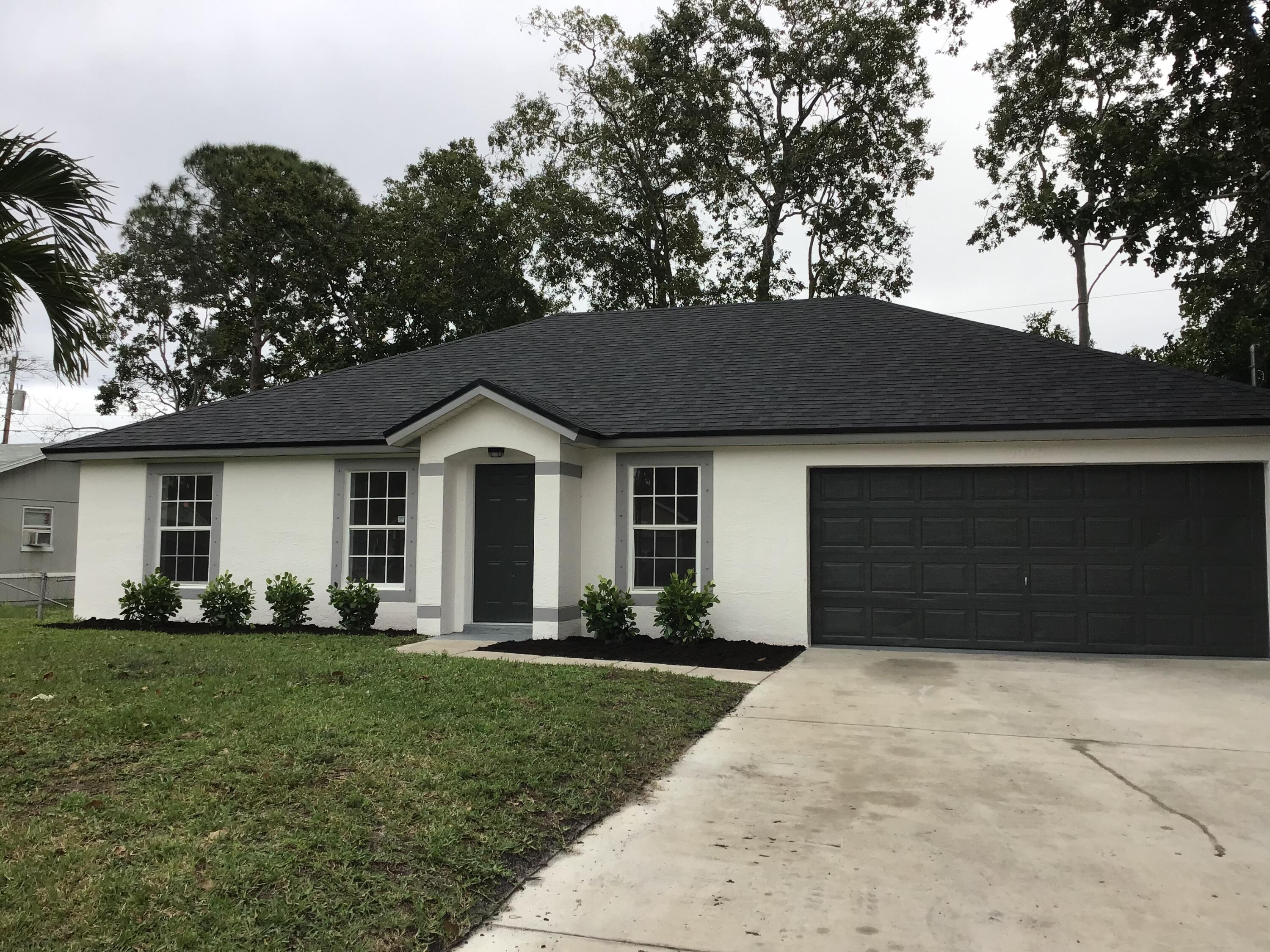 4025 Southwest Hablow St  