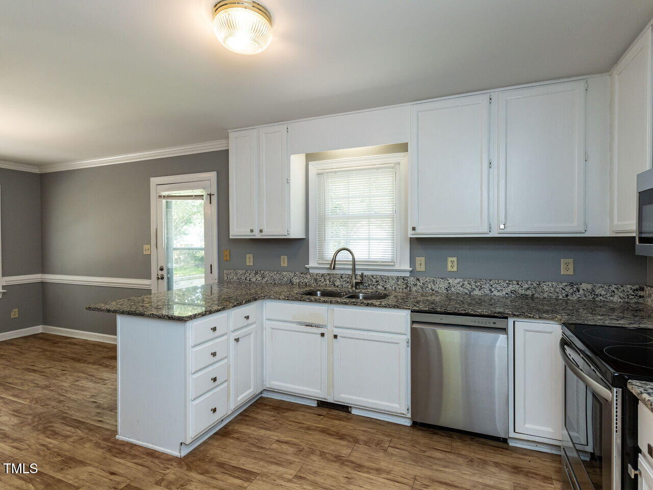 6020 Wildorlyn Circle Raleigh, NC 27603 - Photo 12 of 28 012-1280x960-kitchen