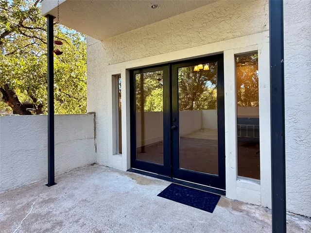 $2,400 | 2605 Enfield Road, Unit 103, Austin, TX 78703