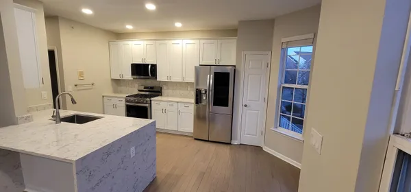 $3,900 | 13 McMartin Court, Jersey City, NJ 07305