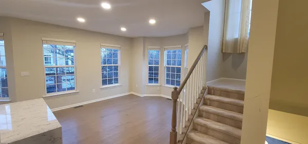 $3,900 | 13 McMartin Court, Jersey City, NJ 07305