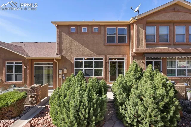 $390,000 | 5823 New Crossings Point, Colorado Springs, CO 80918