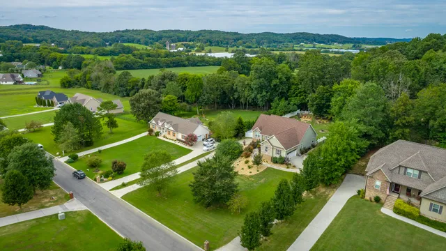 $565,000 | 325 Broken Arrow Lane Southwest, Cleveland, TN 37311