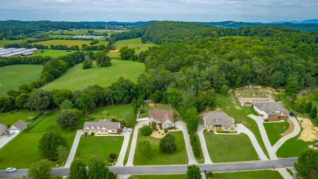 $565,000 | 325 Broken Arrow Lane Southwest, Cleveland, TN 37311