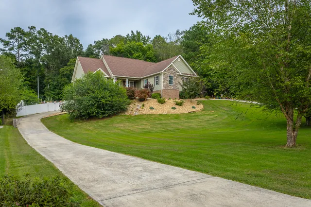 $565,000 | 325 Broken Arrow Lane Southwest, Cleveland, TN 37311