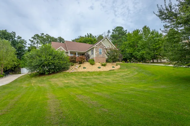 $565,000 | 325 Broken Arrow Lane Southwest, Cleveland, TN 37311