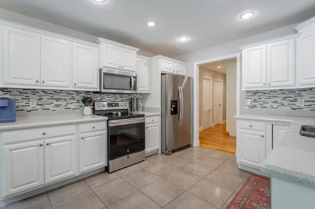 $565,000 | 325 Broken Arrow Lane Southwest, Cleveland, TN 37311