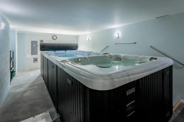 $565,000 | 325 Broken Arrow Lane Southwest, Cleveland, TN 37311