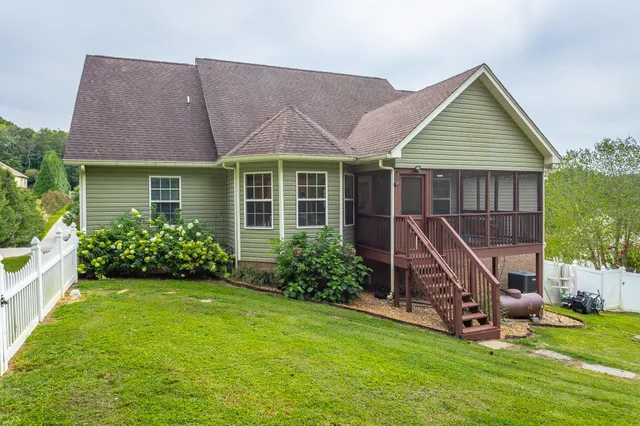 $565,000 | 325 Broken Arrow Lane Southwest, Cleveland, TN 37311