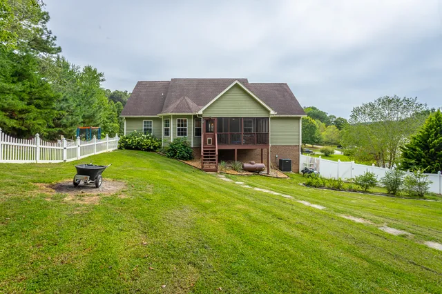 $565,000 | 325 Broken Arrow Lane Southwest, Cleveland, TN 37311