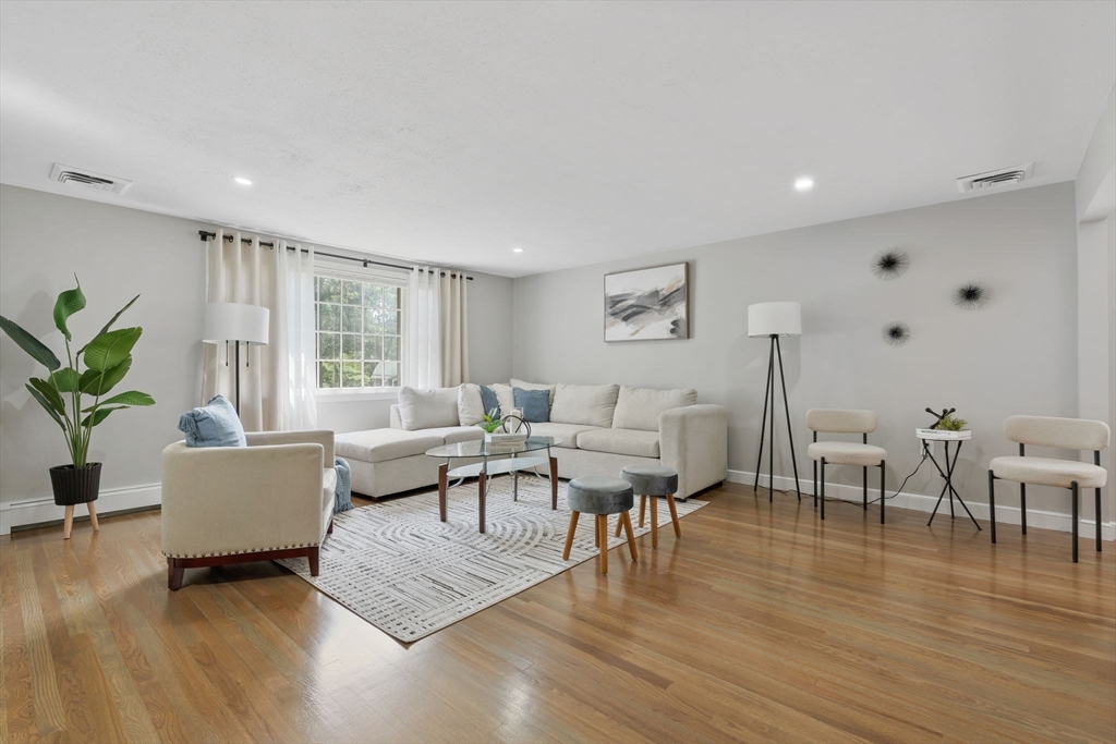 2 Clover Circle Andover, MA 01810 - Photo 11 of 29