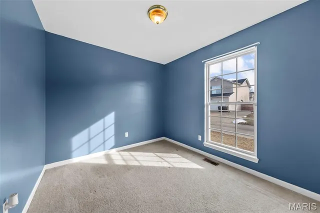 $235,000 | 153 Equestrian Drive, Winfield, MO 63389