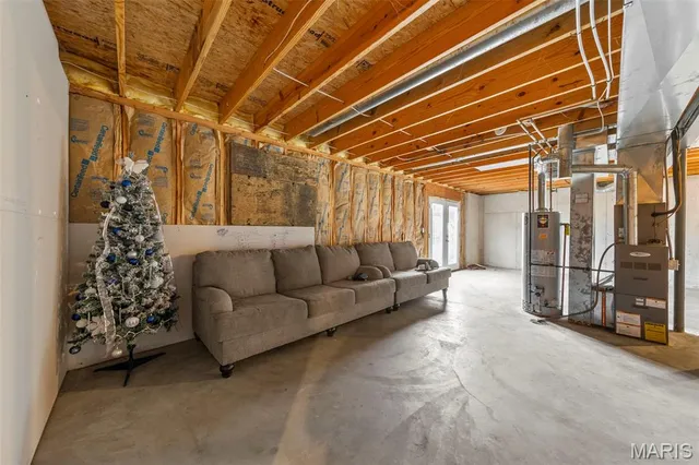 $235,000 | 153 Equestrian Drive, Winfield, MO 63389