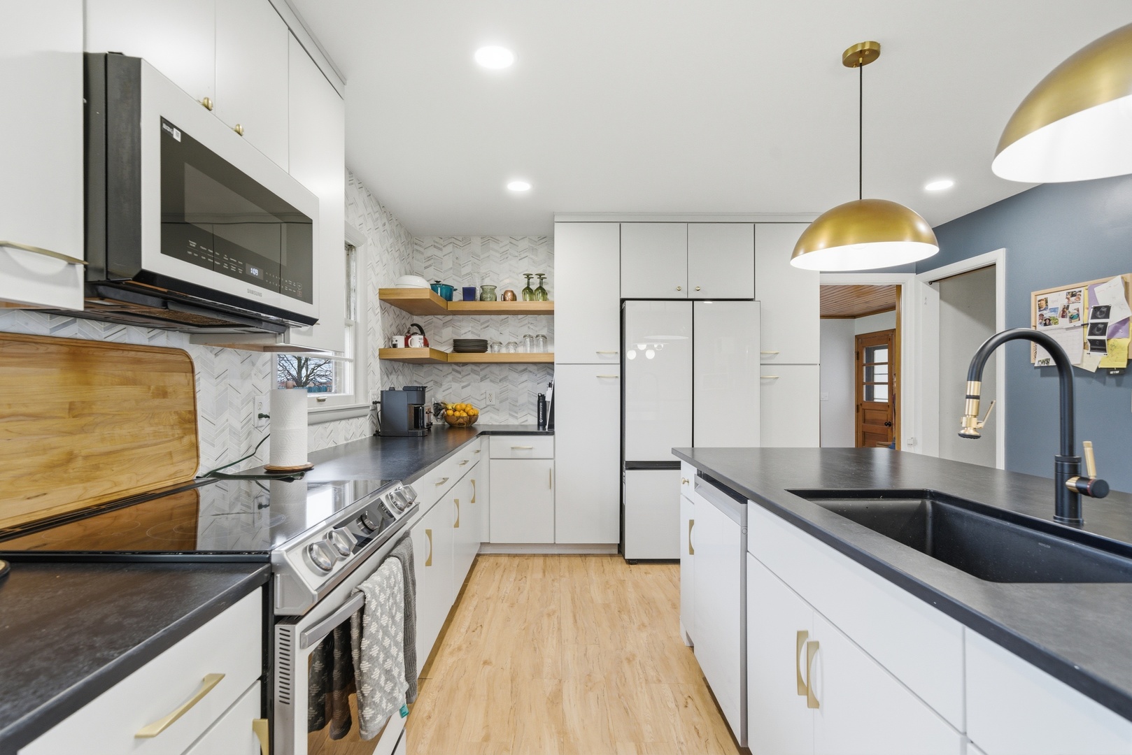 1920 South 4th Street DeKalb, IL 60115 - Photo 9 of 40