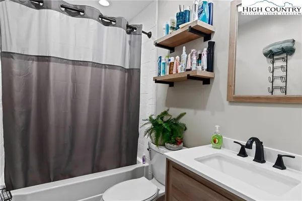 $335,000 | 160 Newman Road, Elkin, NC 28621