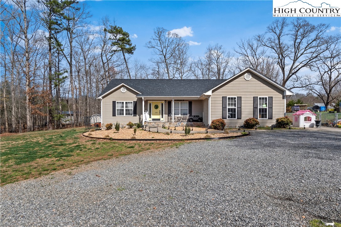 160 Newman Road Elkin, NC 28621 - Photo 3 of 32