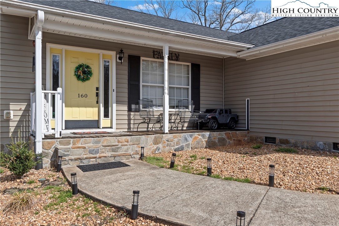 160 Newman Road Elkin, NC 28621 - Photo 5 of 32