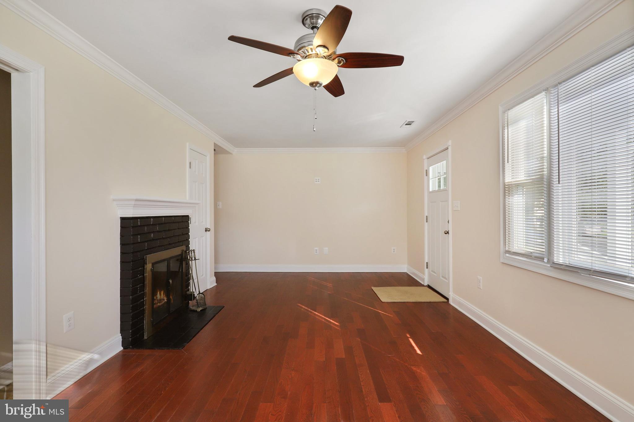 6677 Barrett Road Falls Church, VA 22042 - Photo 4 of 32 Gallery Image 4