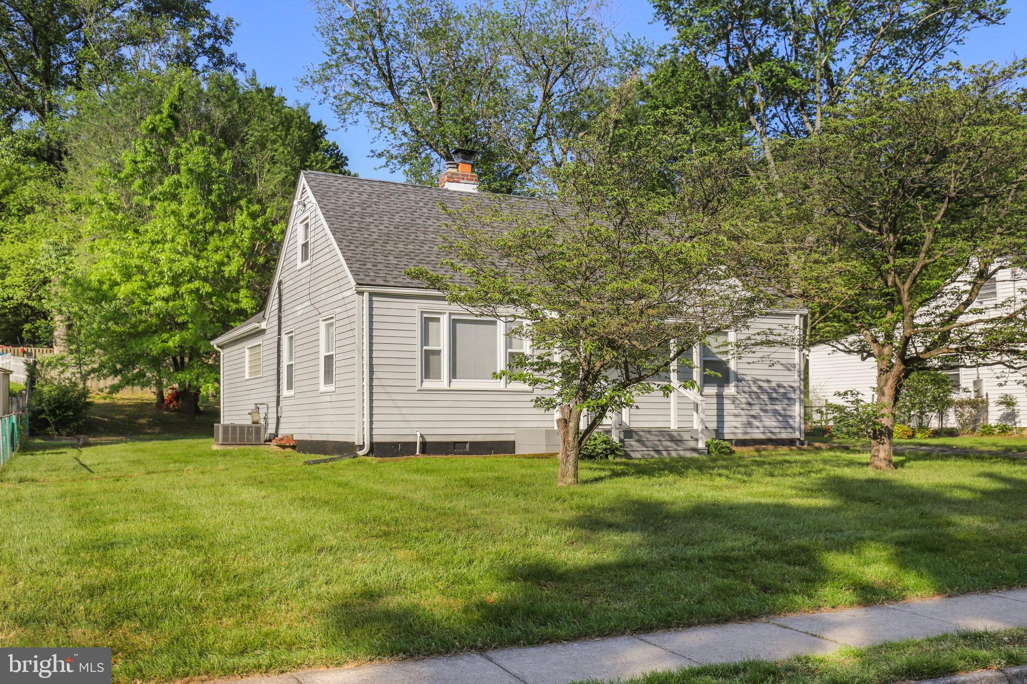 6677 Barrett Road Falls Church, VA 22042 - Photo 31 of 32 Gallery Image 31