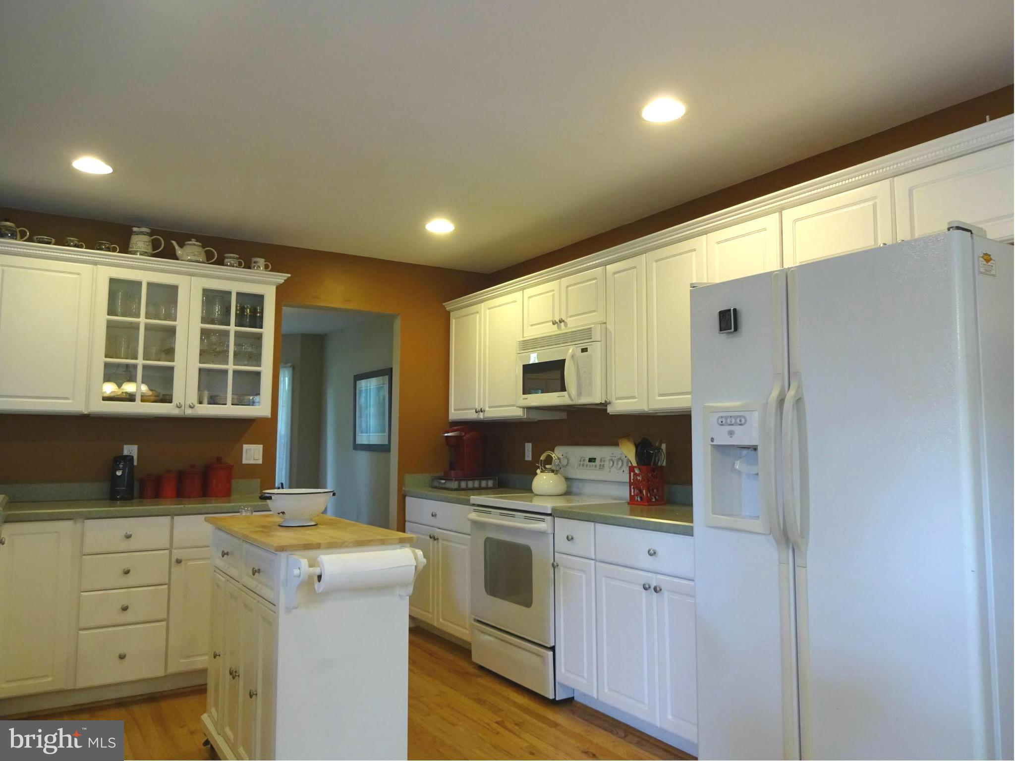 2353 Jenkins Creek Road Cambridge, MD 21613 - Photo 10 of 30 Kitchen